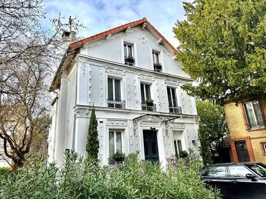 Maison à vendre 1 495 000 € 8 pièces 4 chambres 220 m² 807 m² de terrain Herold Le Raincy 93340