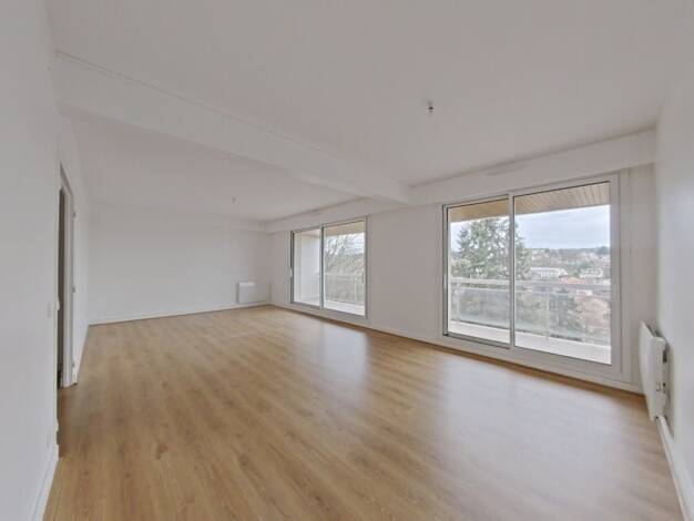 Appartement à louer 2 595 € 5 pièces 4 chambres 101 m² 2ème étage Victor Hugo-Belvédère Saint-Germain-en-Laye 78100