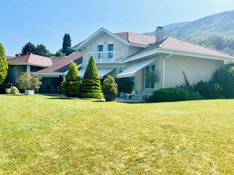 Maison à vendre, 160m², SAINT CERGUES