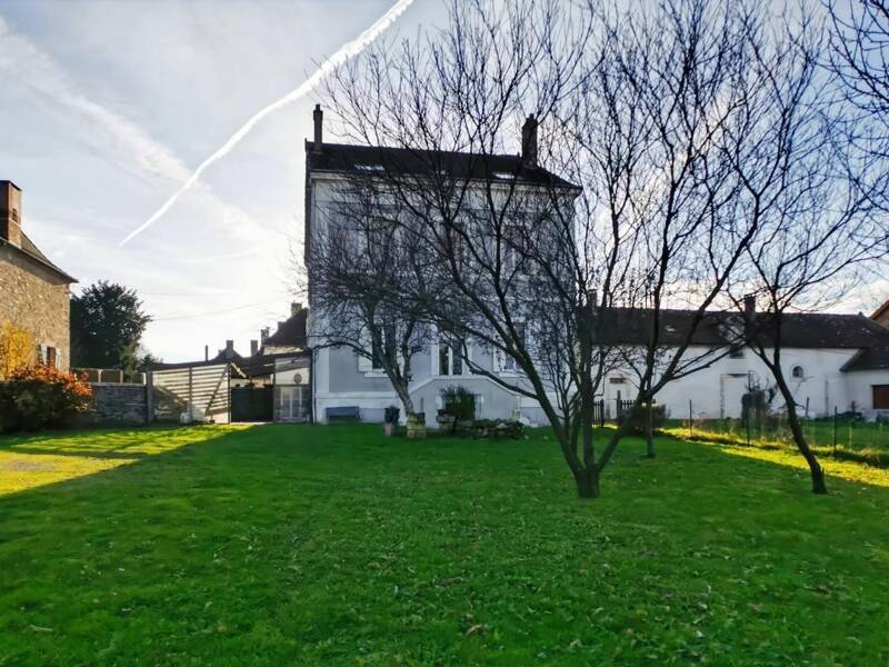 Maison à vendre, 256m², SAINT YRIEIX LA PERCHE