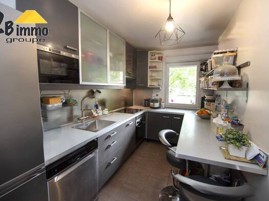 Appartement à vendre 320 000 € 4 pièces 3 chambres 82 m² Étage 1/3 Choisy le Roi 94600
