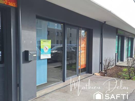 Local commercial à vendre 227 500 € 80 m² de surface de vente Hourcade-Geneste-Le Bourg-Courrejean Villenave-d'Ornon 33140