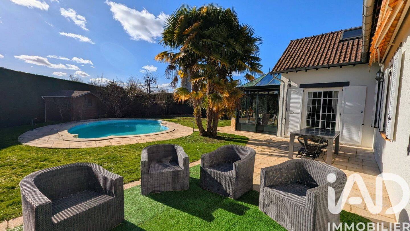 Maison à vendre, 191m², BOULLAY LES TROUX