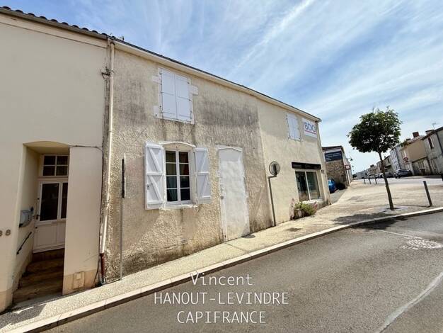 Local commercial à vendre 217 300 € 91 m² de surface de vente Agglomeration-Nord Est Talmont-Saint-Hilaire 85440