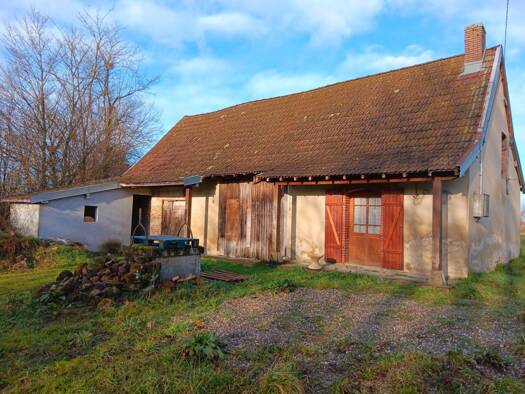Maison de plain-pied à vendre 48 999 € 4 pièces 1 chambre 100 m² 1 014 m² de terrain Beaurepaire-en-Bresse 71580