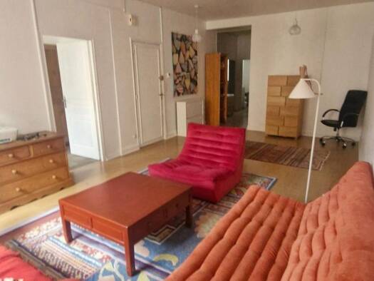 Appartement à vendre 181 000 € 3 pièces 2 chambres 87 m² 1er étage Montferrand Clermont-Ferrand 63100