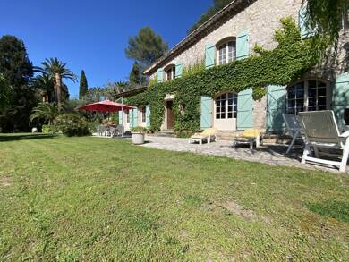 Ferme à vendre 1 990 000 € 8 pièces 6 chambres 323 m² 6 000 m² de terrain Mougins 06250
