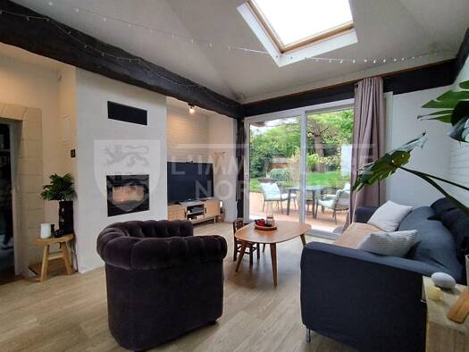 Maison de plain-pied à vendre 147 000 € 2 pièces 1 chambre 52 m² 465 m² de terrain Merey 27640