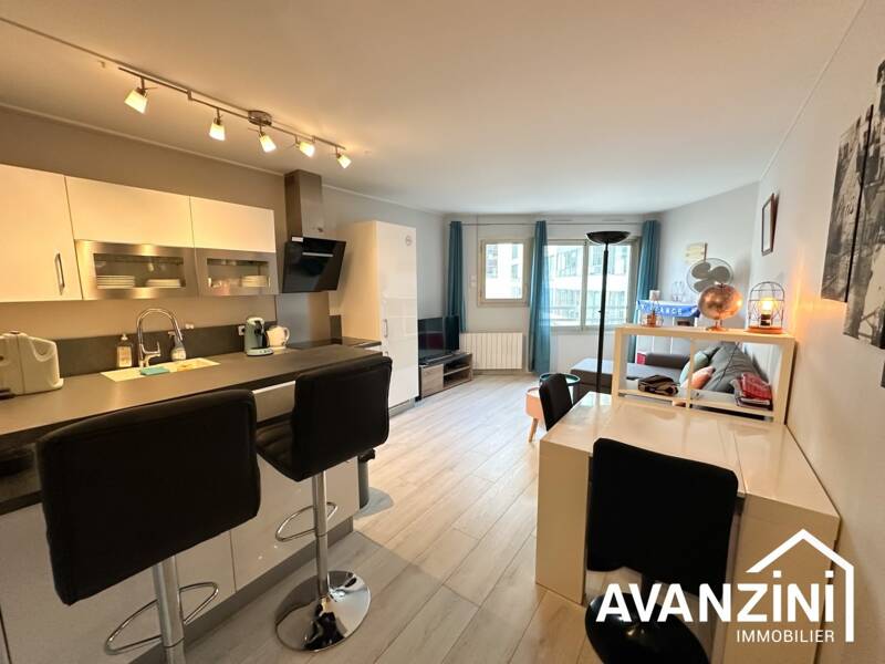 Maison à louer, 40m², PARIS 14E