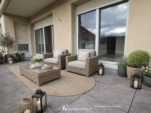 Appartement à vendre 400 000 € 6 pièces 4 chambres 120 m² Étage 1/1 Dijon 21000