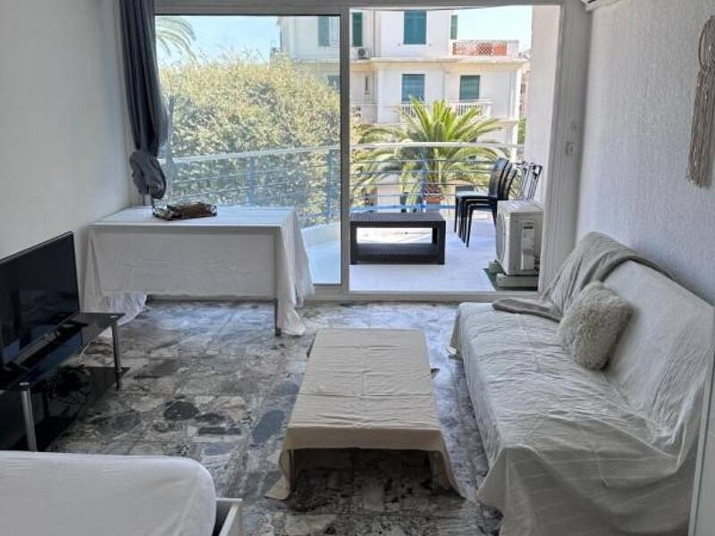 Maison à louer, 30m², ANTIBES