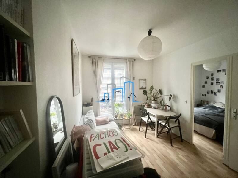 Maison à louer, 24m², PARIS 18E