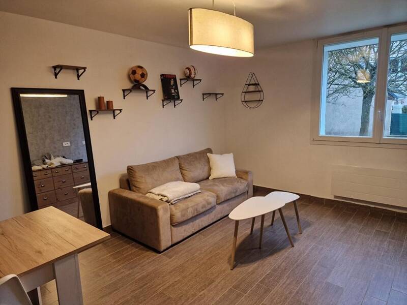 Maison à louer, 37m², MENUCOURT