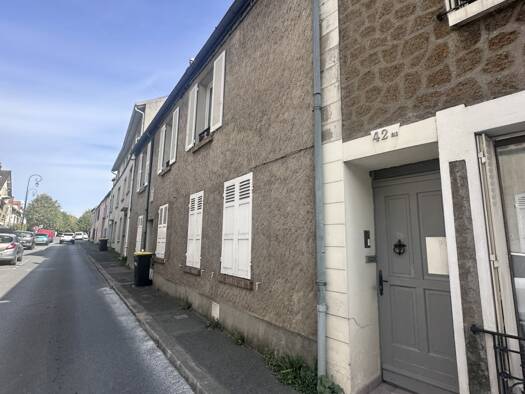 Appartement à louer 1 100 € 3 pièces 2 chambres 67 m² 1er étage St Germain les Arpajon 91180