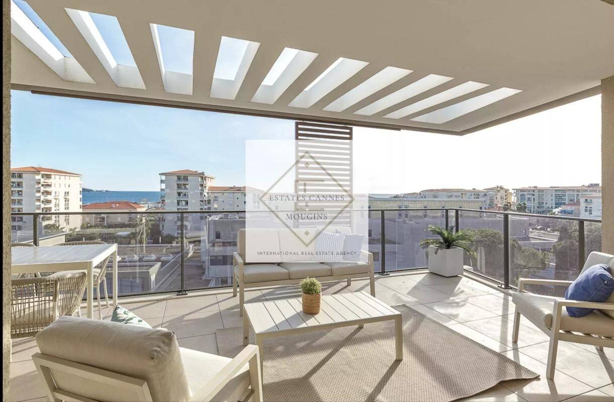 Maison à vendre, 92m², ANTIBES