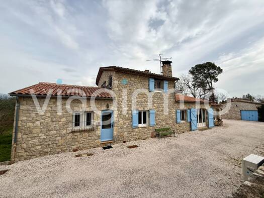 Ferme en viager occupé Bouquet 890 000 € 6 pièces 4 chambres 150 m² 11 000 m² de terrain Fayence 83440