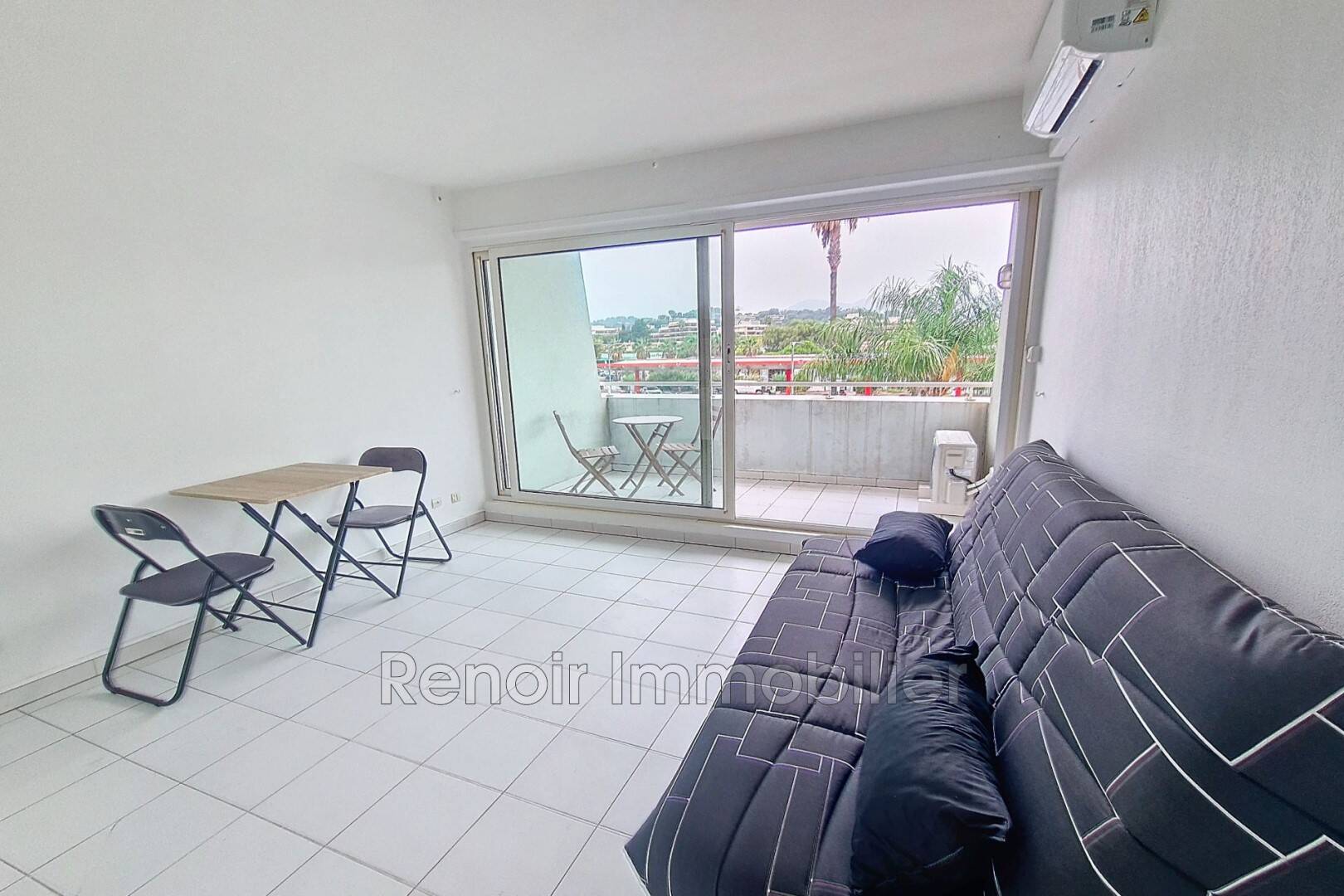 Maison à louer, 18m², VILLENEUVE LOUBET