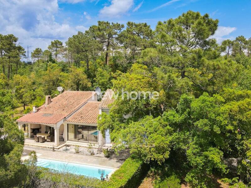 Maison à vendre, 180m², BAGNOLS EN FORET