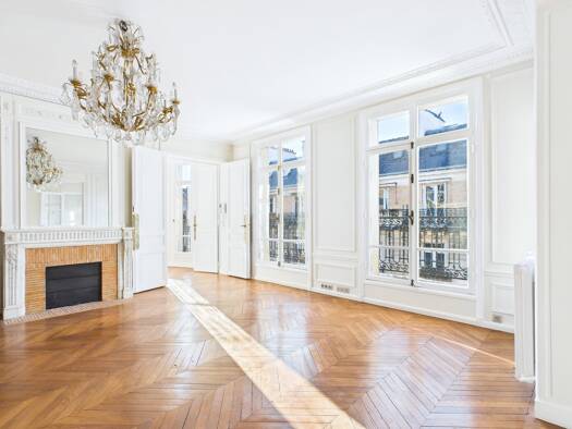 Appartement à louer 9 850 € 9 pièces 5 chambres 230 m² Étage 5/7 Porte Dauphine Paris 16ème arrondissement 75016
