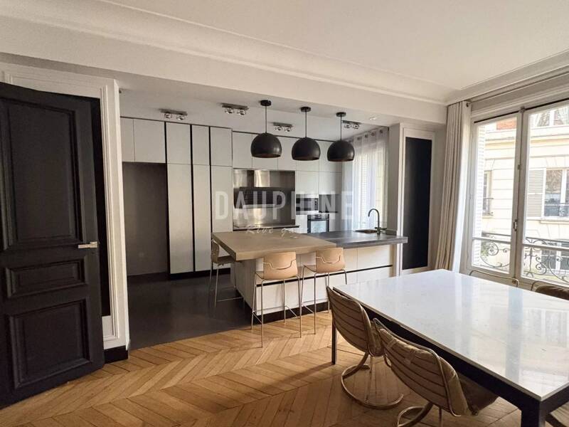 Maison à louer, 223m², PARIS 17E