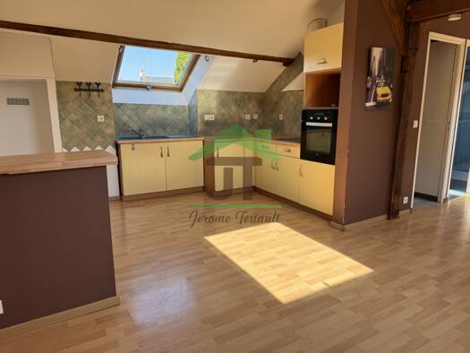 Appartement à vendre 87 500 € 3 pièces 2 chambres 75 m² RDC Châteaudun 28200