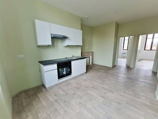 Appartement à louer 450 € 3 pièces 2 chambres 48 m² 1er étage Nexon 87800