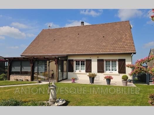 Maison à vendre 240 000 € 6 pièces 4 chambres 130 m² 1 050 m² de terrain Monthuchon 50200