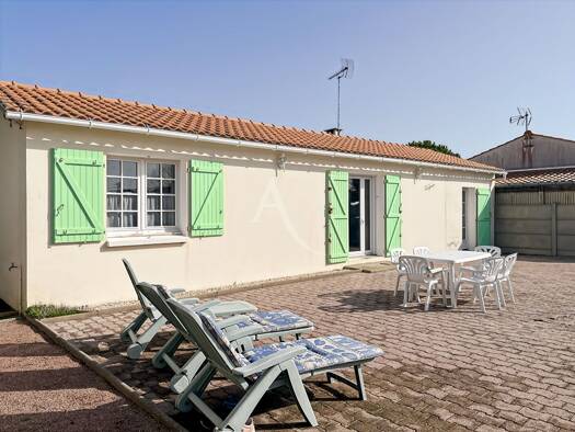 Maison de plain-pied à vendre 242 800 € 3 pièces 2 chambres 58,65 m² 315 m² de terrain Notre-Dame-de-Monts 85690