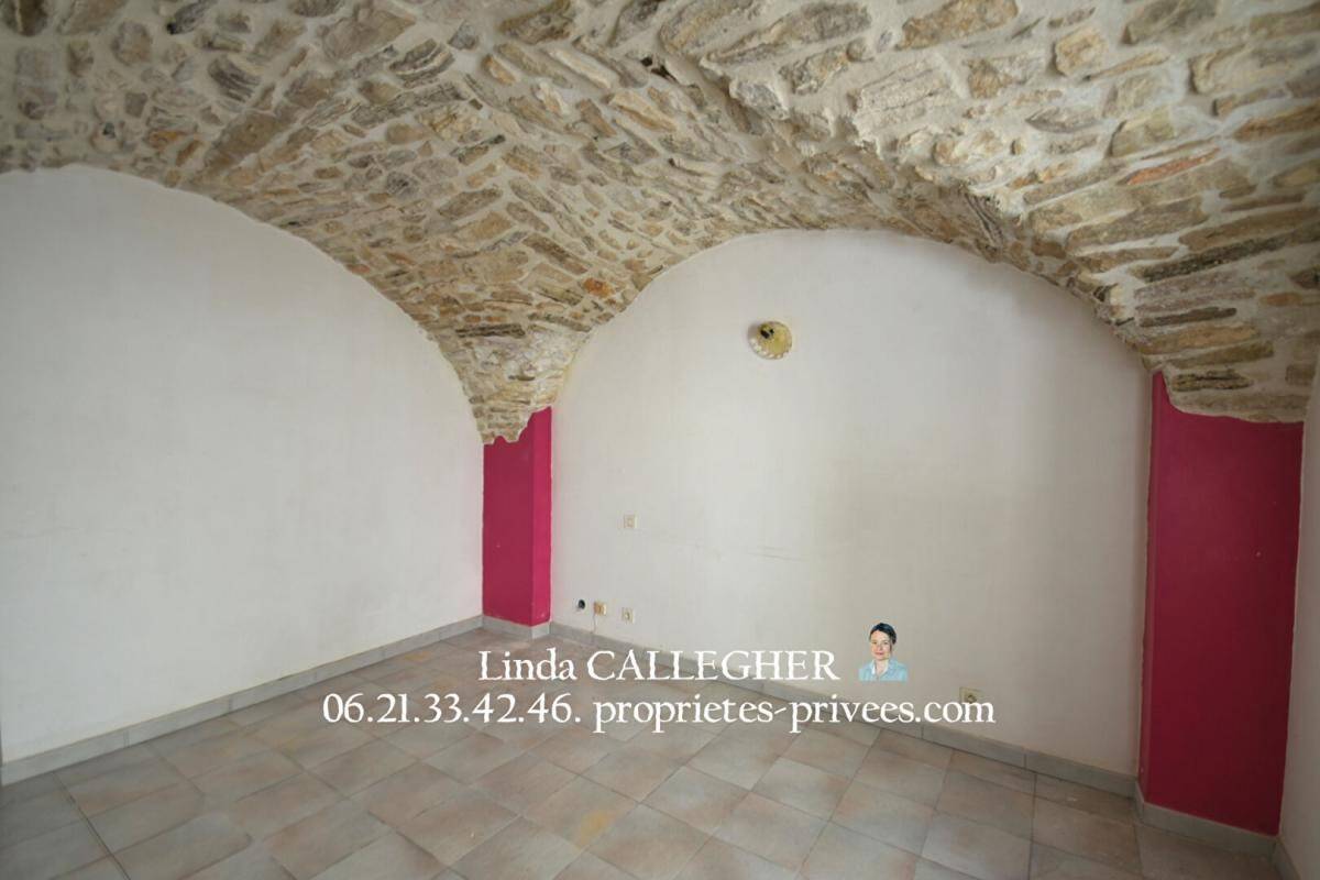 Maison à vendre, 149m², SAINT JEAN DE MARUEJOLS ET AVEJAN
