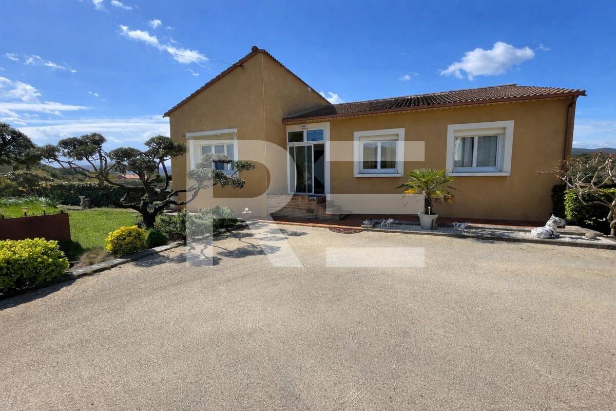 Maison à vendre, 137m², SAINT JULIEN LES ROSIERS