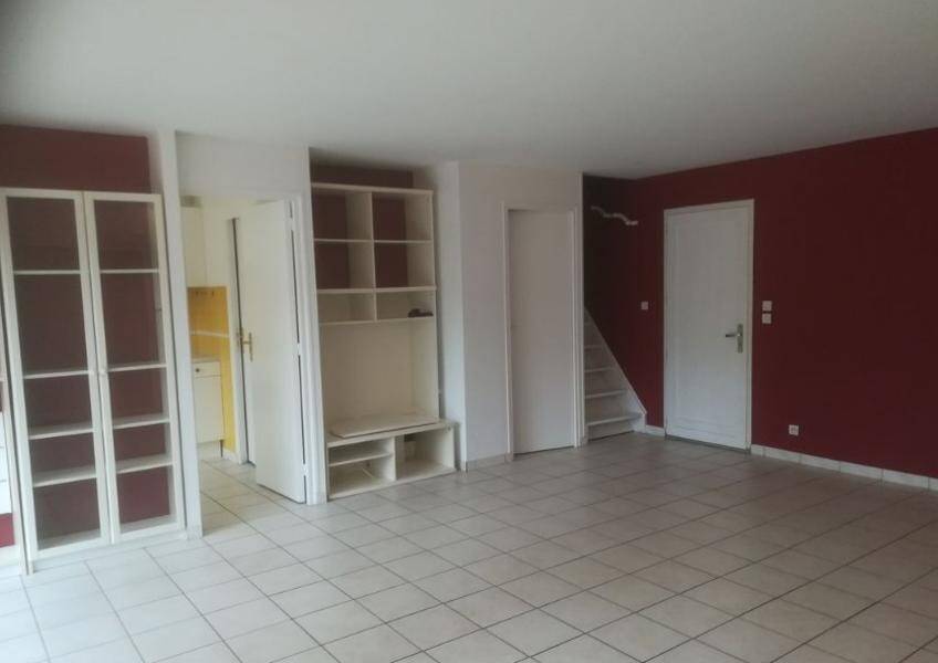 Maison à louer, 0m², PESSAC