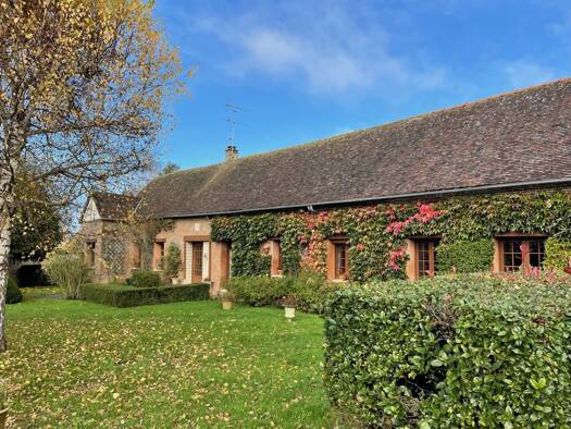 Maison de plain-pied à vendre 267 500 € 4 pièces 3 chambres 153 m² 880 m² de terrain Grossœuvre 27220