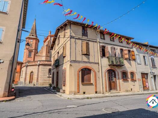 Immeuble à vendre 108 000 € 180 m² Mazères 09270