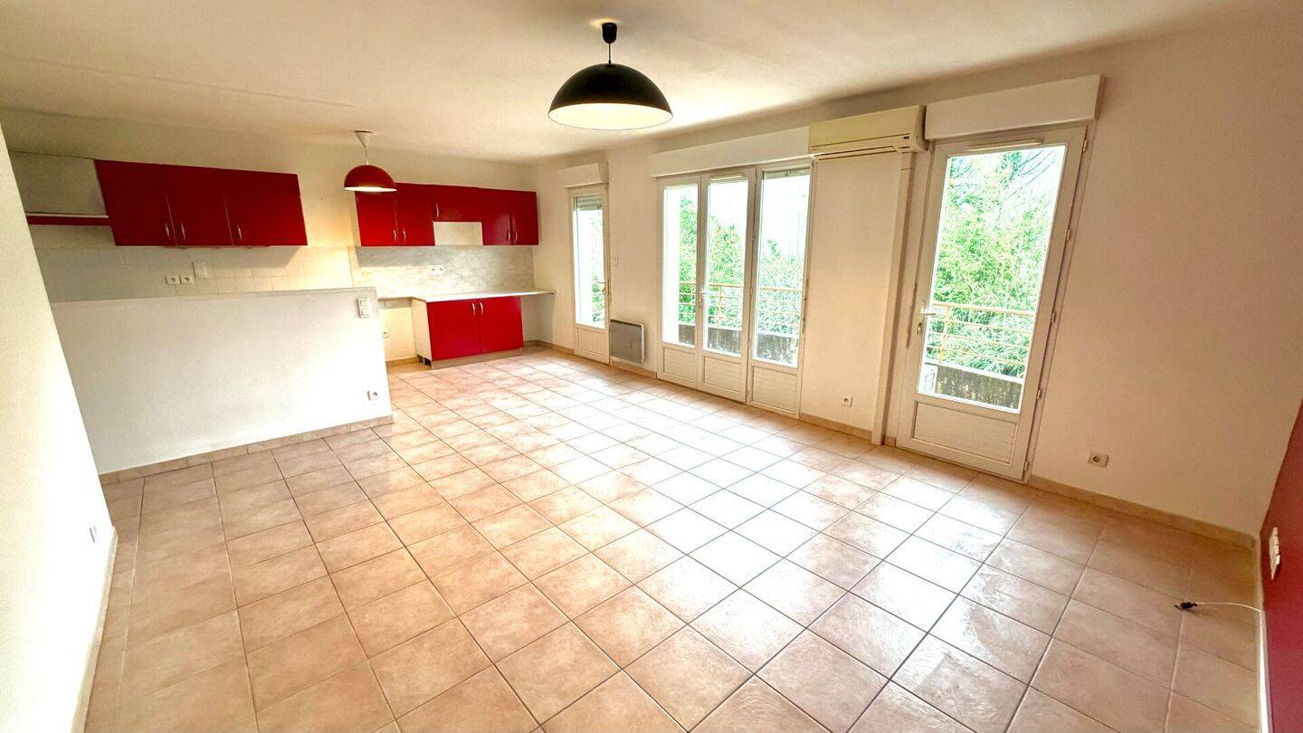 Maison à vendre, 81m², ENTRAIGUES SUR LA SORGUE