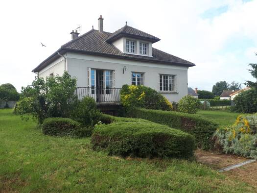 Maison à vendre 169 000 € 4 pièces 3 chambres 97 m² 1 427 m² de terrain Les Ormes 86220
