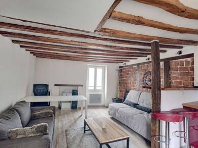 Appartement à louer 470 € 1 pièce 28,6 m² 2ème étage Carmes Sud Orléans 45000