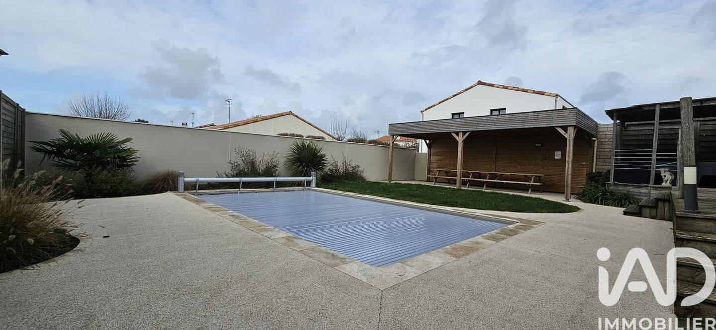 Maison à vendre, 169m², LONGEVILLE SUR MER