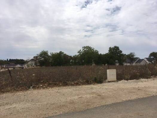 Terrain constructible viabilisé à vendre 42 000 € 380 m² de terrain Centre Ville Bourges 18000