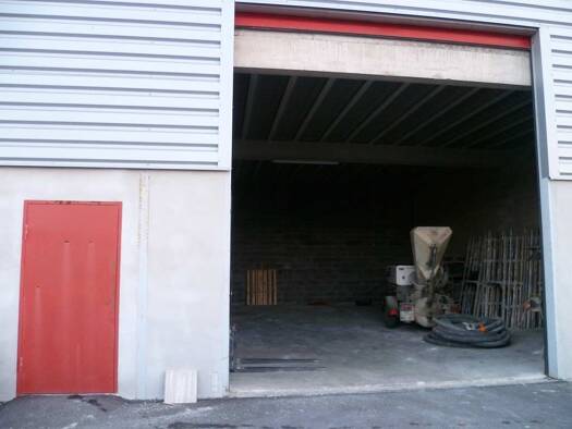 Local commercial à louer 930 € 100 m² de surface de vente Ancien Hôpital Béziers 34500