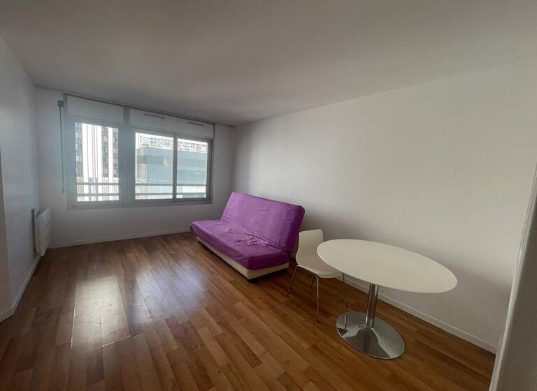Appartement à louer 1 190 € 1 pièce 34 m²<br/>superficie 11ème<br/>étage Raspail-Montparnasse Paris 14ème 75014
