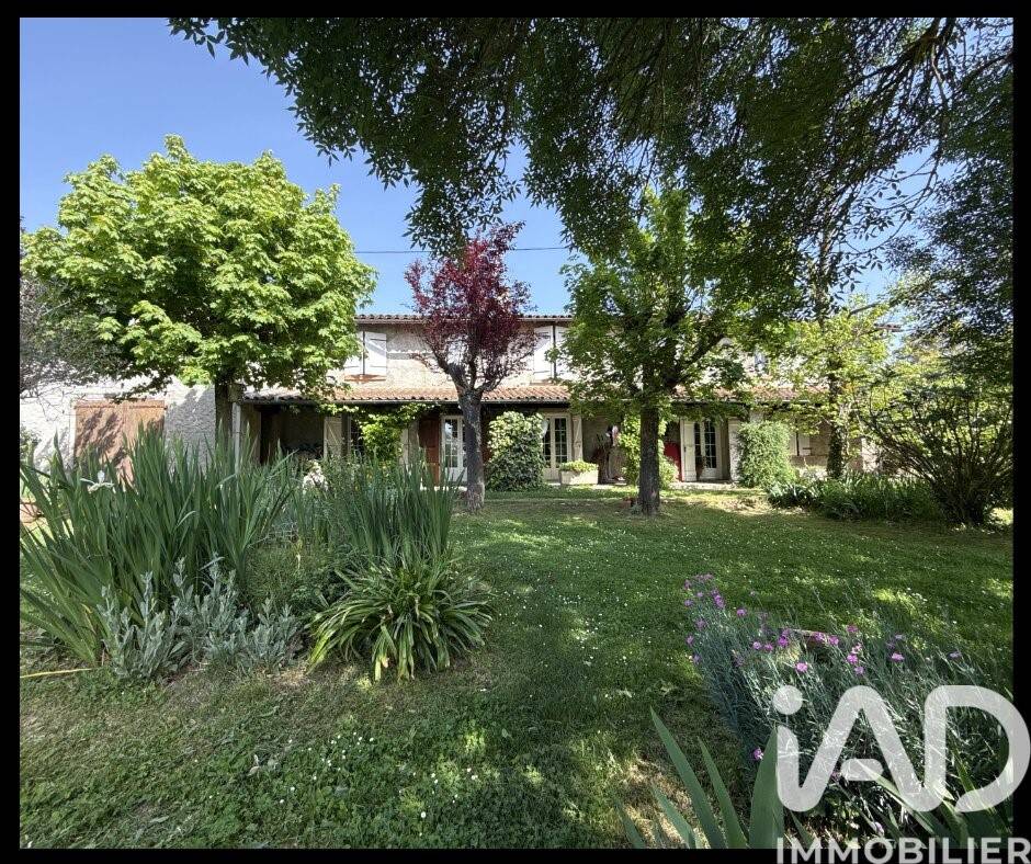 Maison à vendre, 319m², SAINTE FOY DE PEYROLIERES