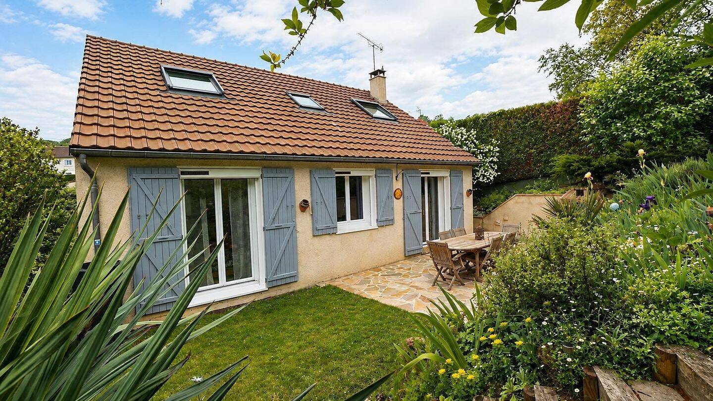 Maison à vendre, 110m², MEZIERES SUR SEINE