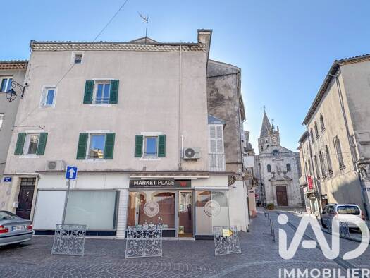 Immeuble à vendre 91 000 € 123 m² Centre Ville Bourg-Saint-Andéol 07700
