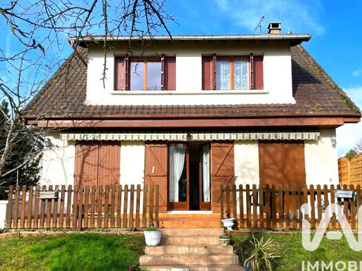 Maison à vendre 433 000 € 5 pièces 4 chambres 150 m² 933 m² de terrain Centre Lisses 91090