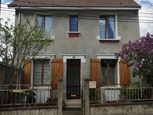 Maison à vendre 195 000 € 3 pièces 2 chambres 53 m² 236 m² de terrain Caen 14000