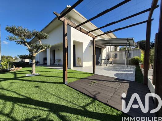 Maison à vendre 773 000 € 10 pièces 6 chambres 164 m² 547 m² de terrain Cervione 20221
