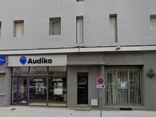 Local commercial à louer 155 € 27 m² de surface de vente La Prade-Le Palais Carcassonne 11000