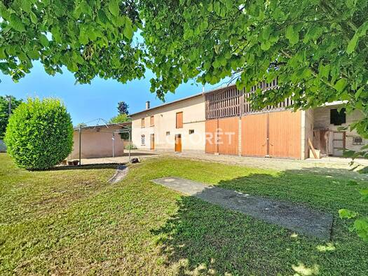 Terrain agricole à vendre 255 000 € 109 m² 1 219 m² de terrain Grande Reyssouze-Grand Challes Bourg-en-Bresse 01000