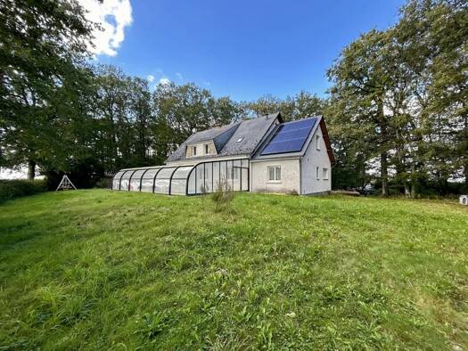 Maison à vendre 260 000 € 7 pièces 5 chambres 217 m² 8 464 m² de terrain Étais-la-Sauvin 89480