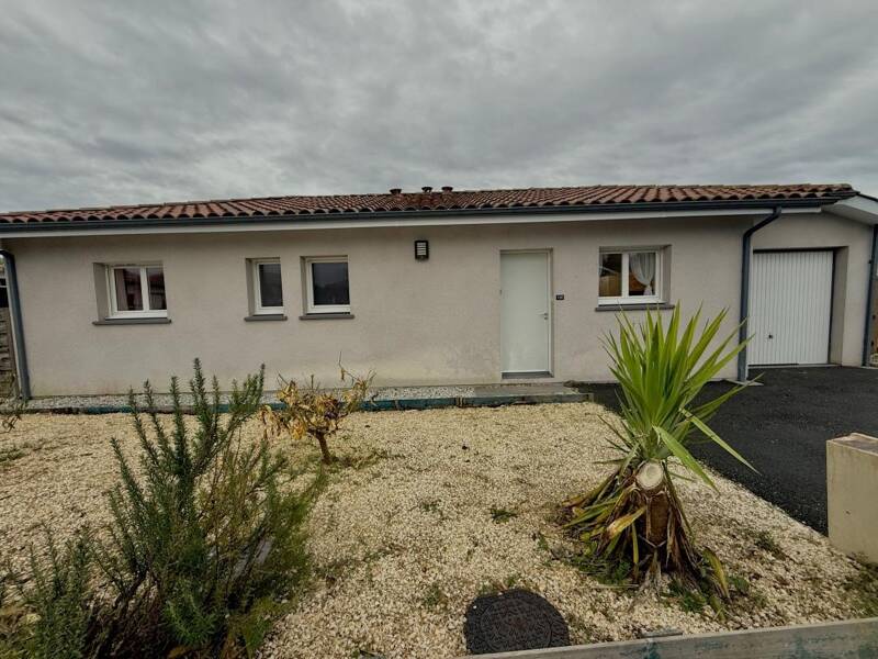 Maison à louer, 77m², SAUBRIGUES